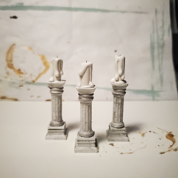 Miniature Candle on Pedestal | Dollhouse | Diorama | Game Play | Medieval Prop - Picture 7 of 10